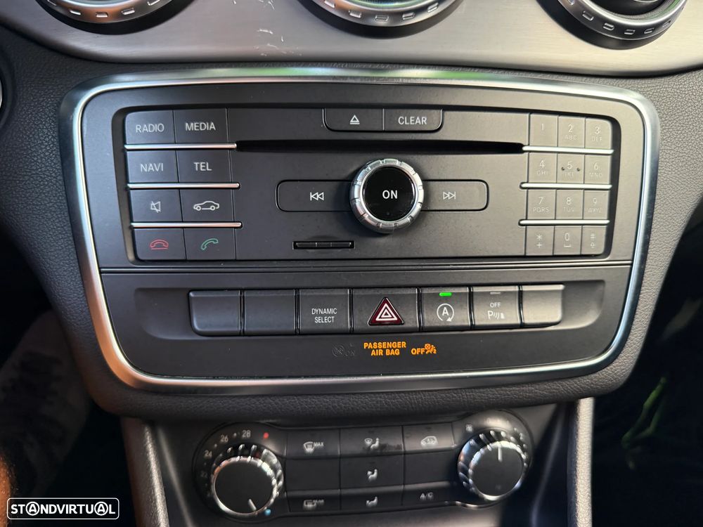 Mercedes-Benz GLA 180 d 7G-DCT AMG Line - 41