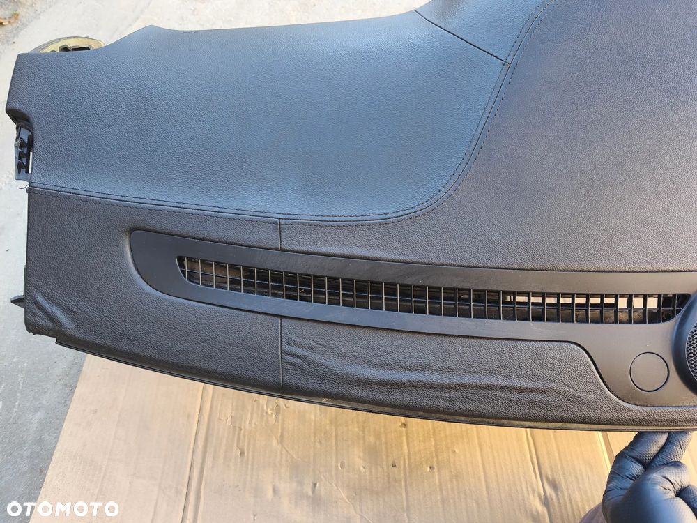 DESKA ROZDZIELCZA KONSOLA KOKPIT AIRBAG SKÓRA JEEP GRAND CHEROKEE WK2 LIFT - 15
