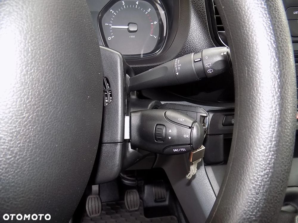 Opel Vivaro Kombi 2.0 CDTI Extra Long 2,8t Enjoy - 26