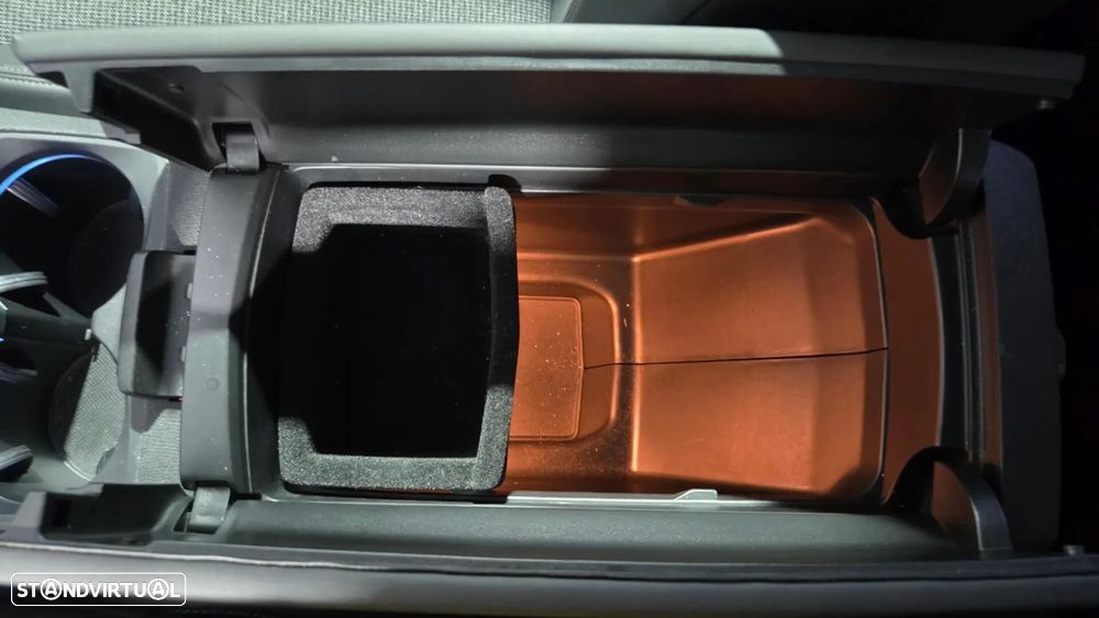 Peugeot 3008 1.5 BlueHDi Allure EAT8 - 36