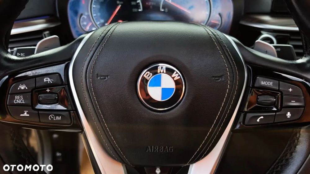 BMW Seria 5 530i GPF M Sport sport - 17