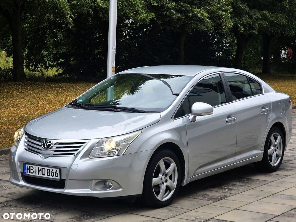 Toyota Avensis 1.8 Sol - 3