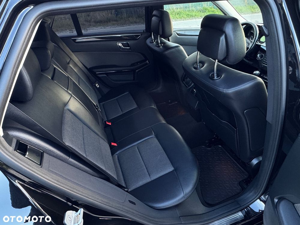 Mercedes-Benz Klasa E 200 CGI BlueEffICIENCY Avantgarde - 27