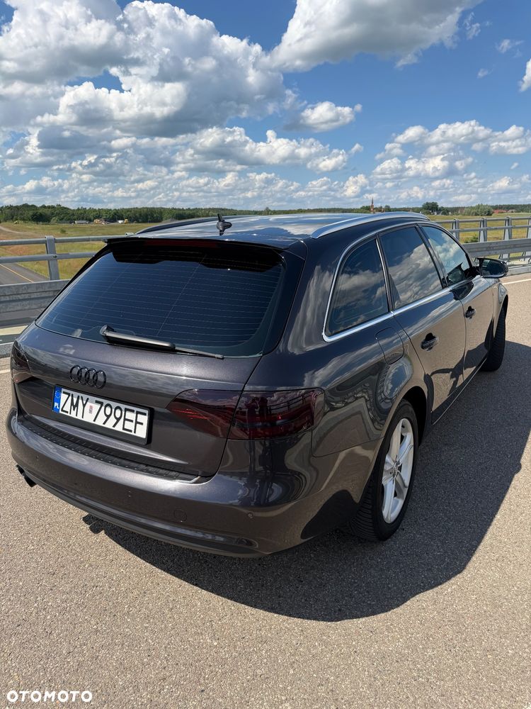 Audi A4 Avant 2.0 TDI - 5