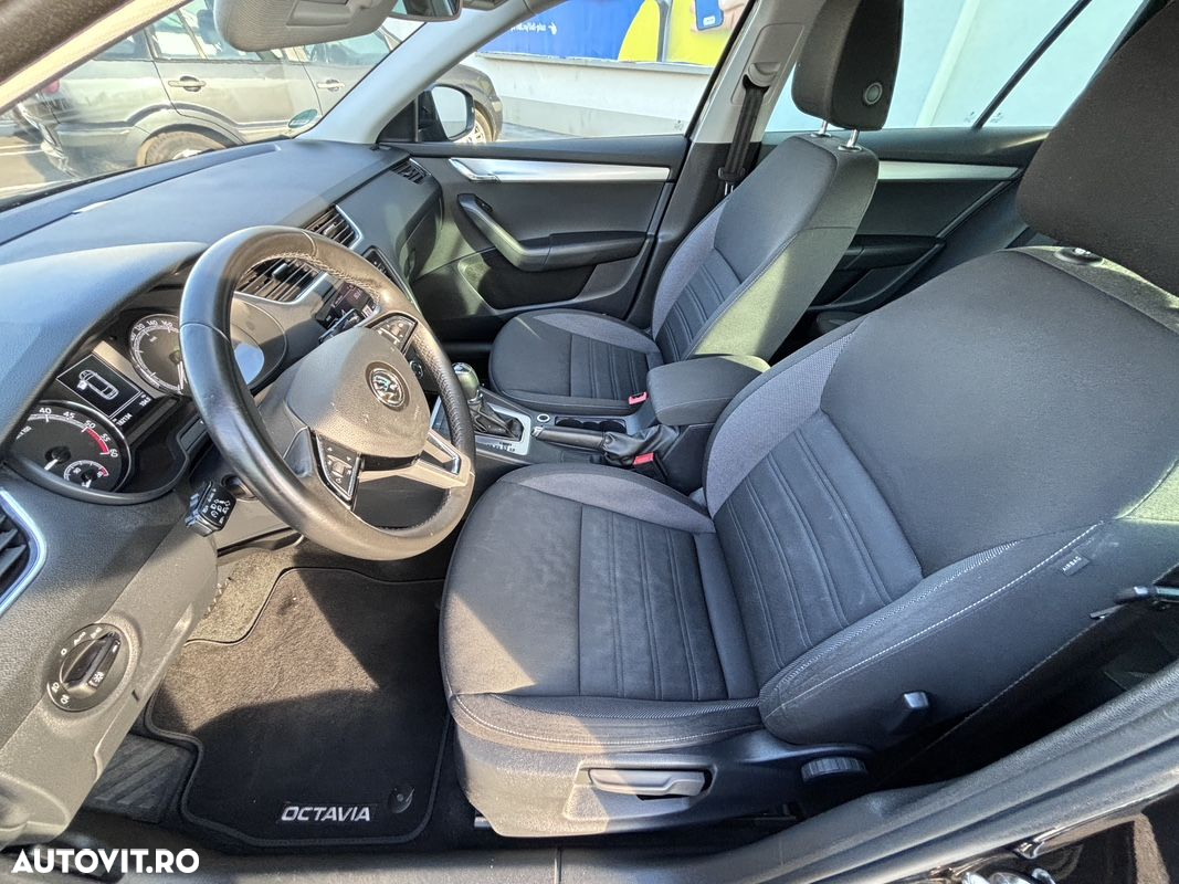 Skoda Octavia 2.0 TDI DSG Ambition - 17