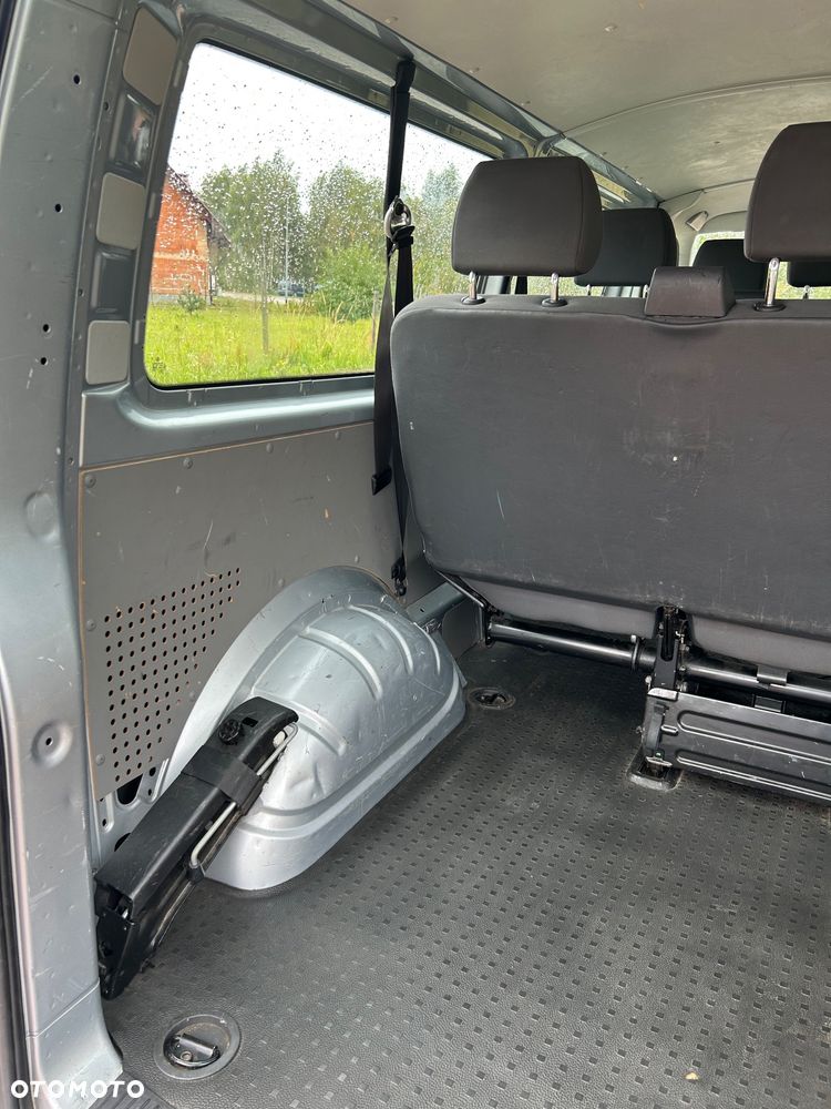 Volkswagen Transporter L2H1 - 18