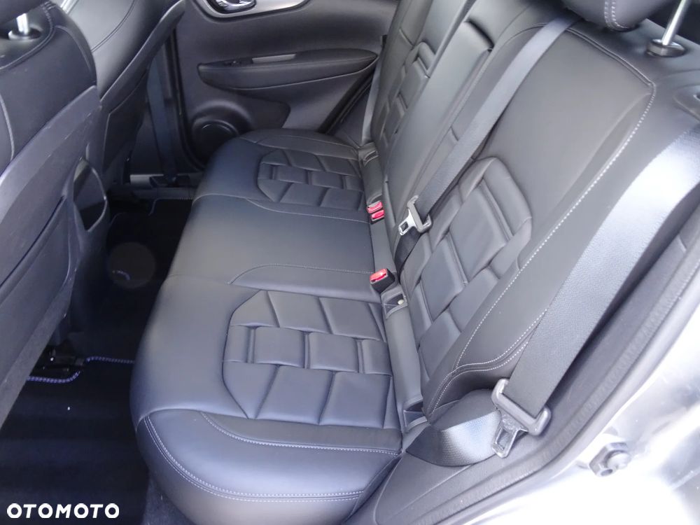 Nissan Qashqai 1.3 DIG-T DCT TEKNA+ - 16