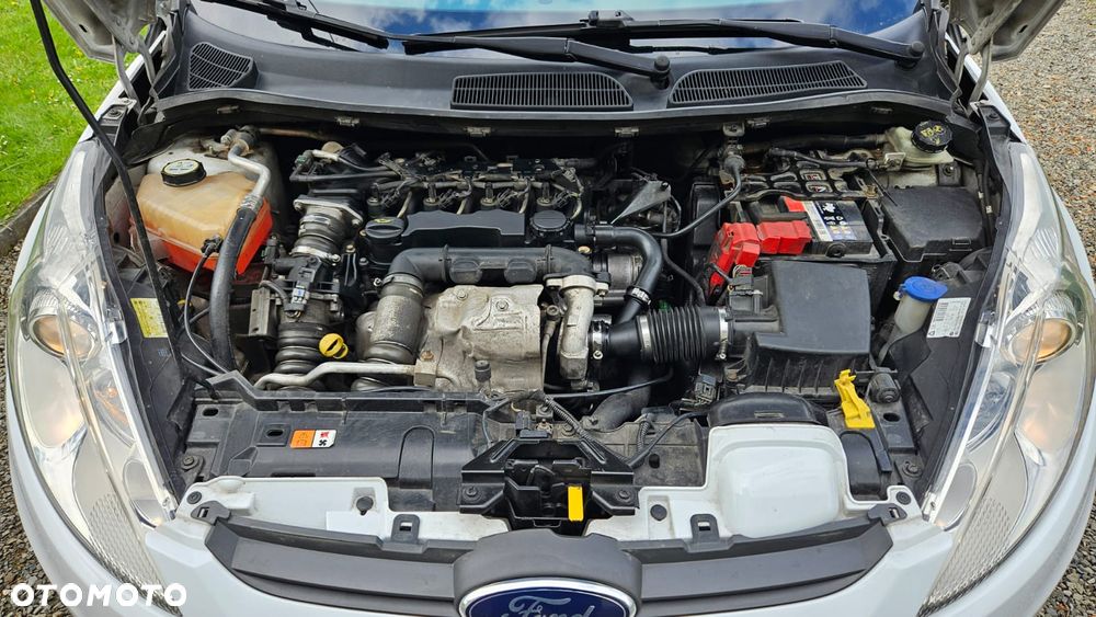 Ford Fiesta 1.6 TDCi Titanium - 12
