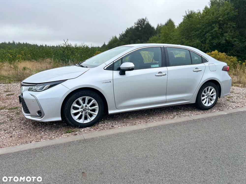 Toyota Corolla 1.8 Hybrid Comfort - 13