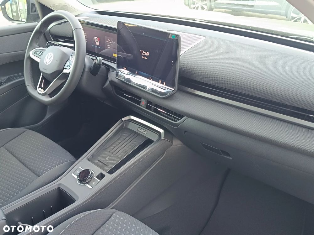 Volkswagen T-Roc 1.5 eTSI Life DSG - 18
