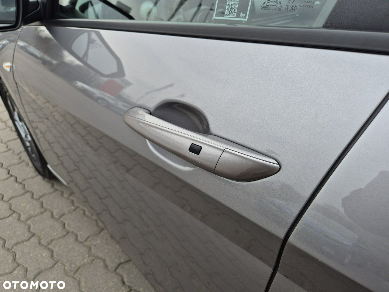 Hyundai Elantra - 12