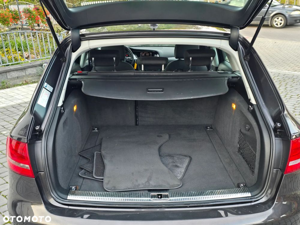 Audi A4 Avant - 19