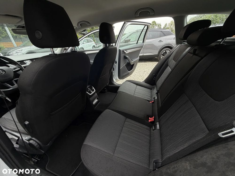 Skoda Octavia 2.0 TDI Elegance DSG - 20