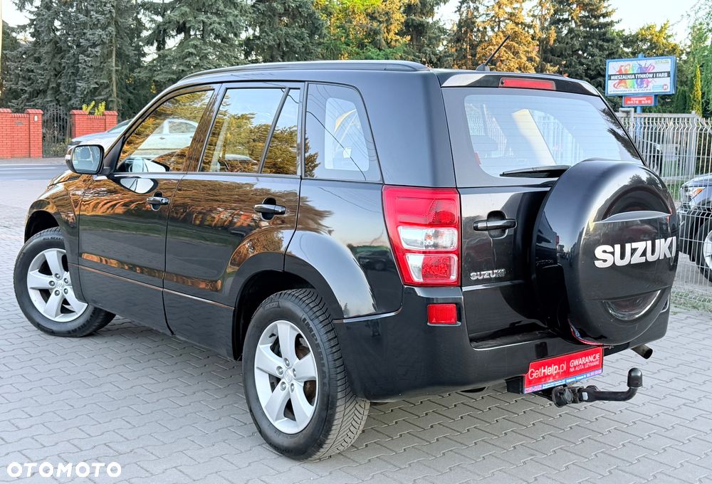 Suzuki Grand Vitara 1.9 DDiS Club DPF Family - 36