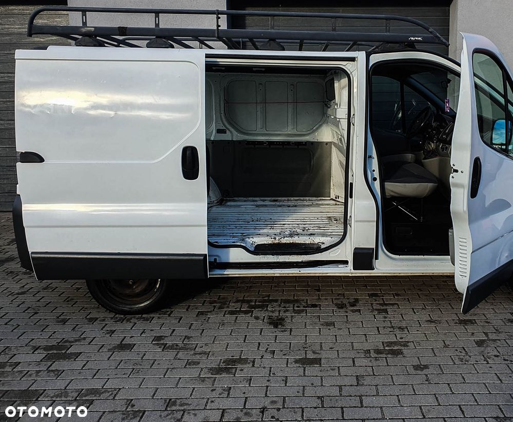 Opel Vivaro - 12