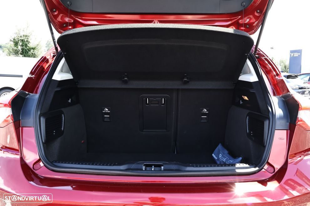 Ford Focus 1.0 EcoBoost Active - 19