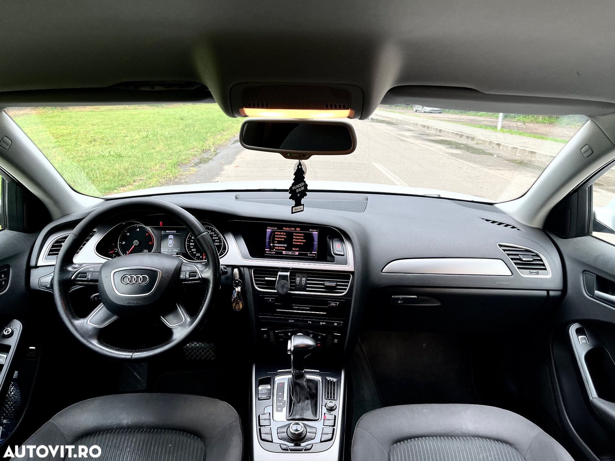 Audi A4 2.0 TDI DPF clean diesel multitronic Ambiente - 9
