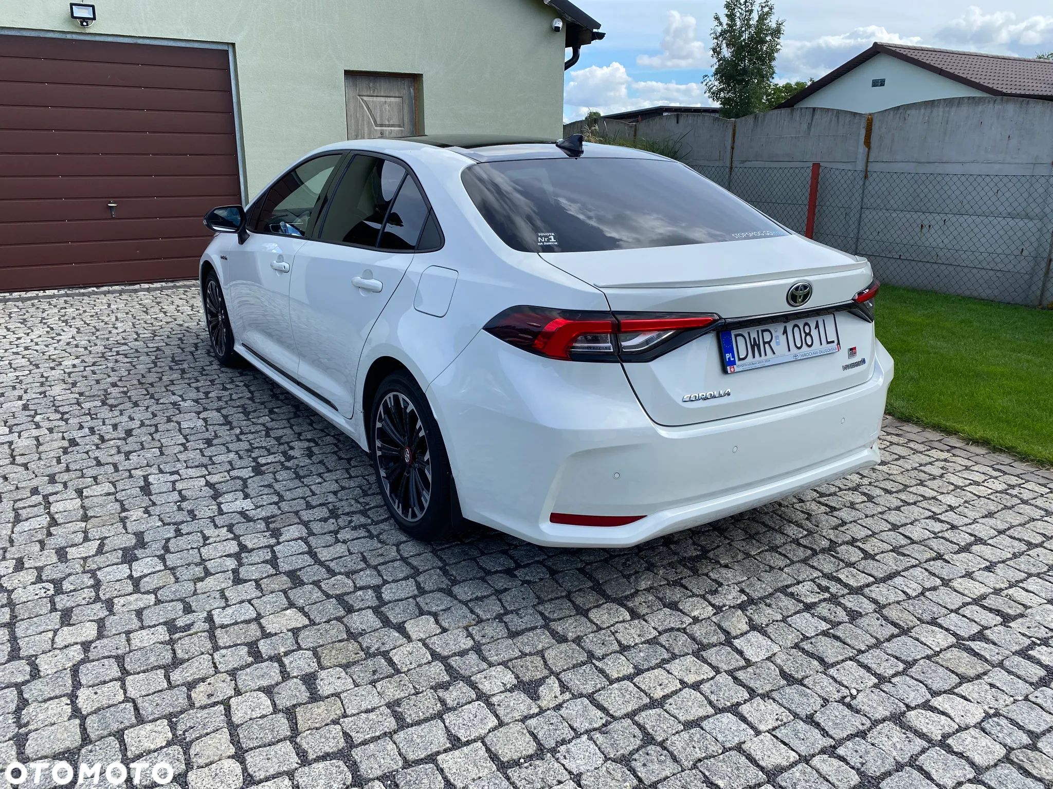 Toyota Corolla 1.8 Hybrid GR Sport - 1