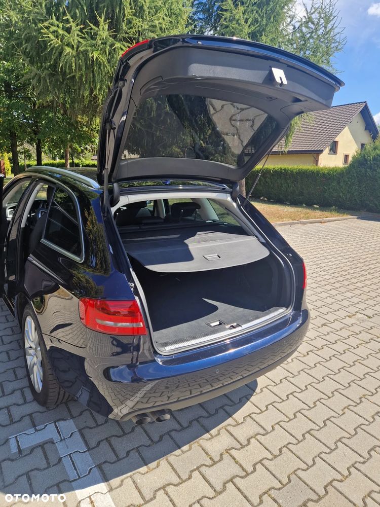 Audi A4 Avant 2.0 TDI - 8