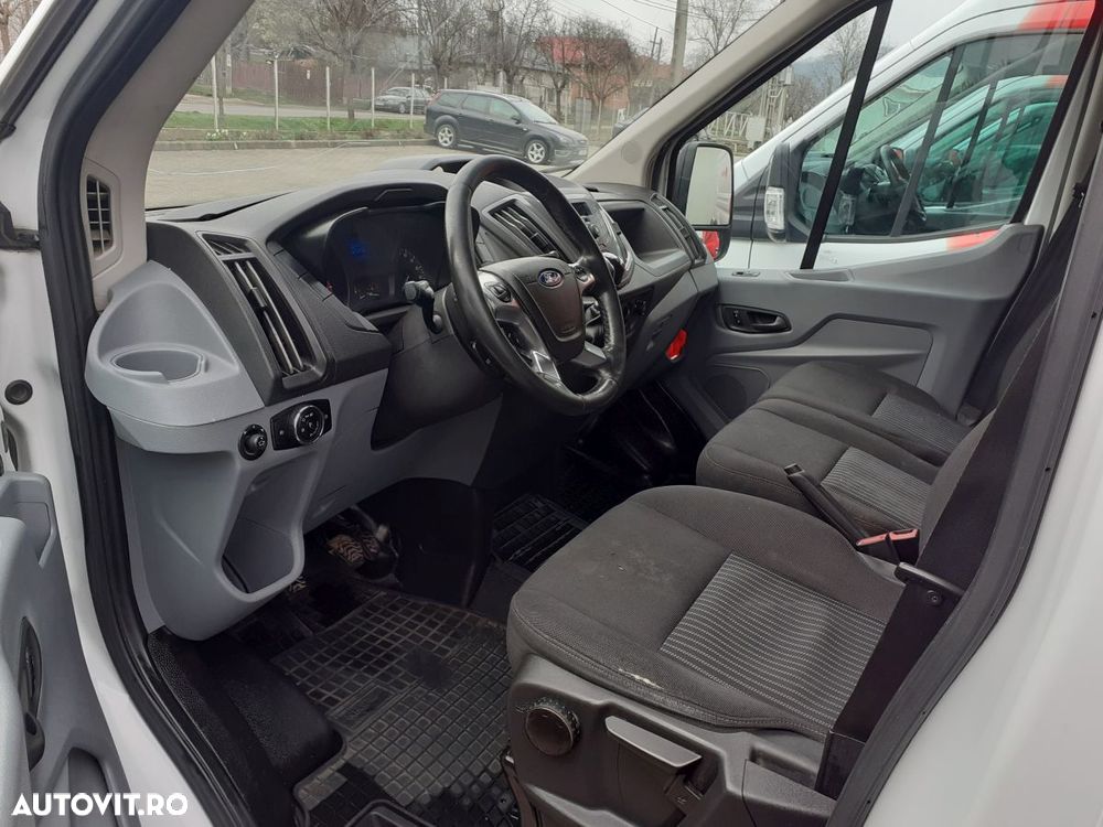 Ford Transit 2.2 - 10