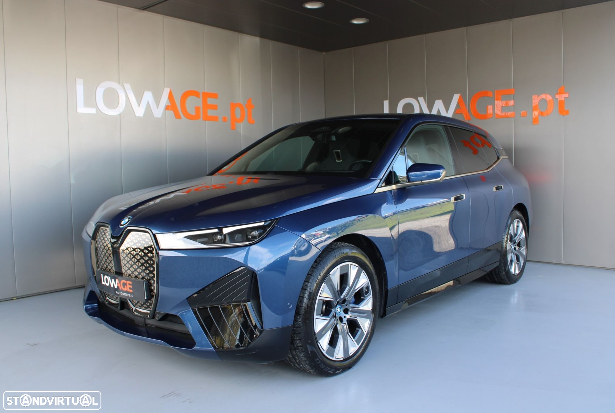 BMW iX xDrive 50 Pack Desportivo - 34