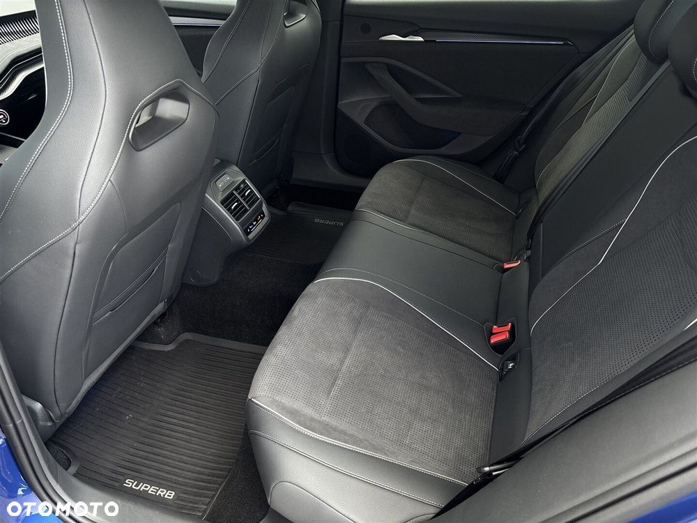 Skoda Superb 1.5 TSI Plug-in Hybrid Sportline DSG - 13