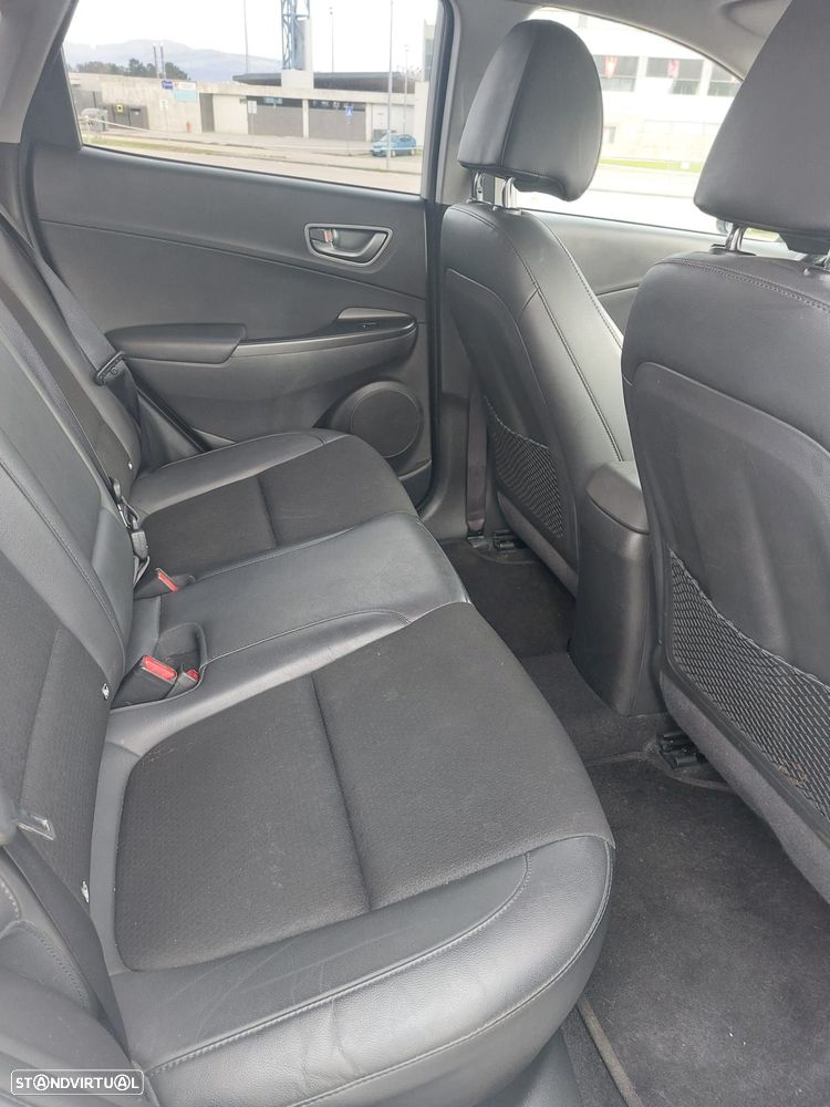 Hyundai Kauai EV 64 kWh Premium - 13