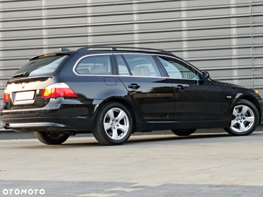 BMW Seria 5 523i Edition Exclusive - 18