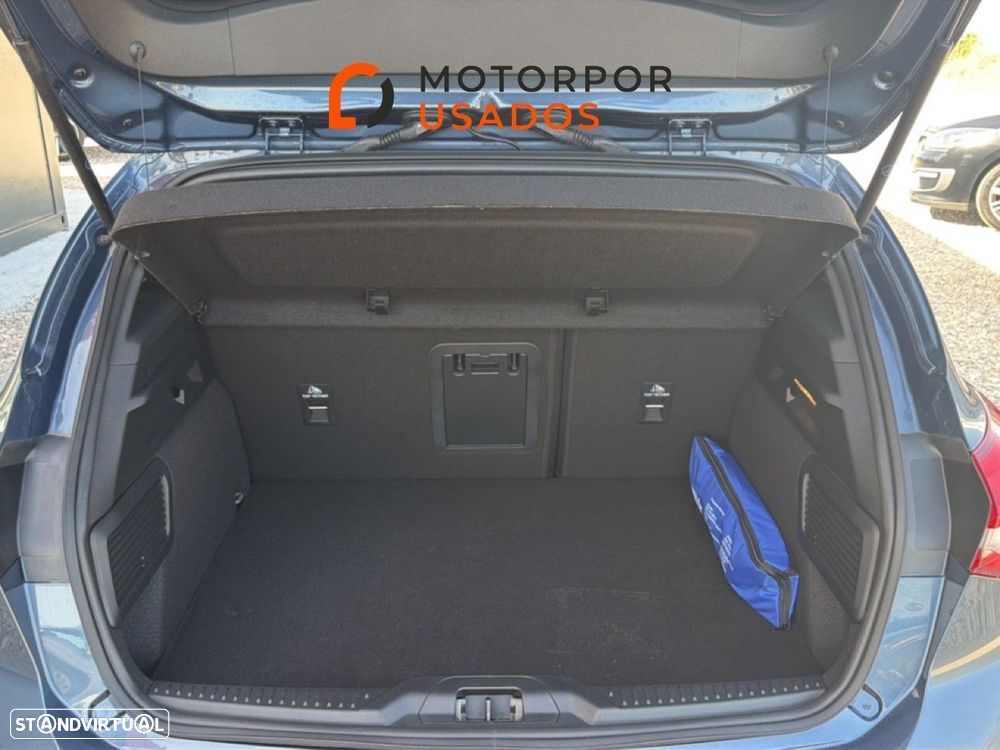 Ford Focus 1.0 EcoBoost MHEV ST-Line - 6