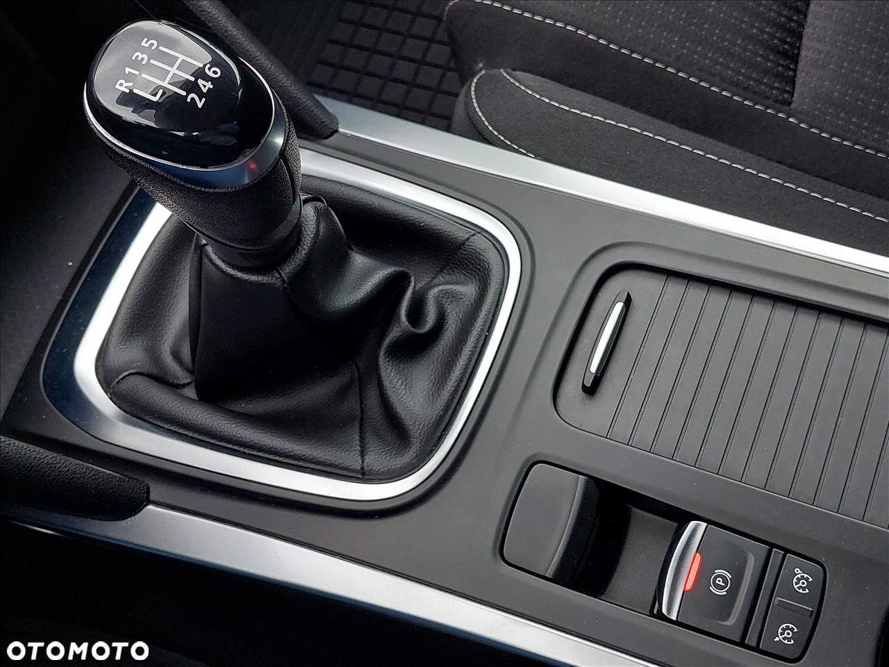 Renault Megane 1.3 TCe FAP Winter Edition - 17