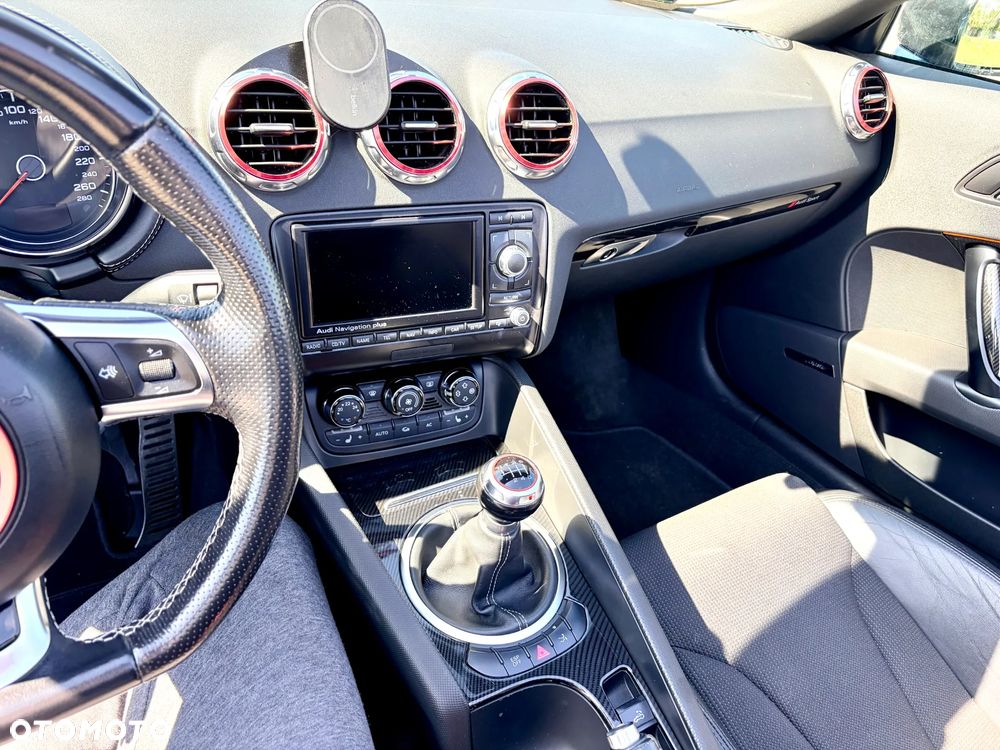 Audi TT Roadster - 11