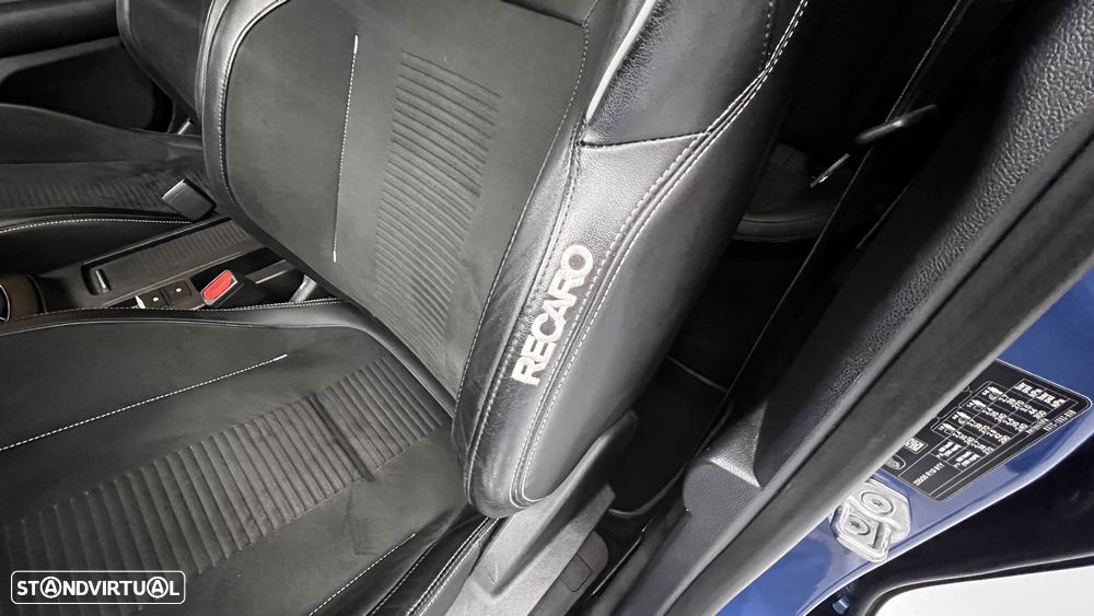 Ford Focus SW 2.3 EcoBoost S&S ST - 52