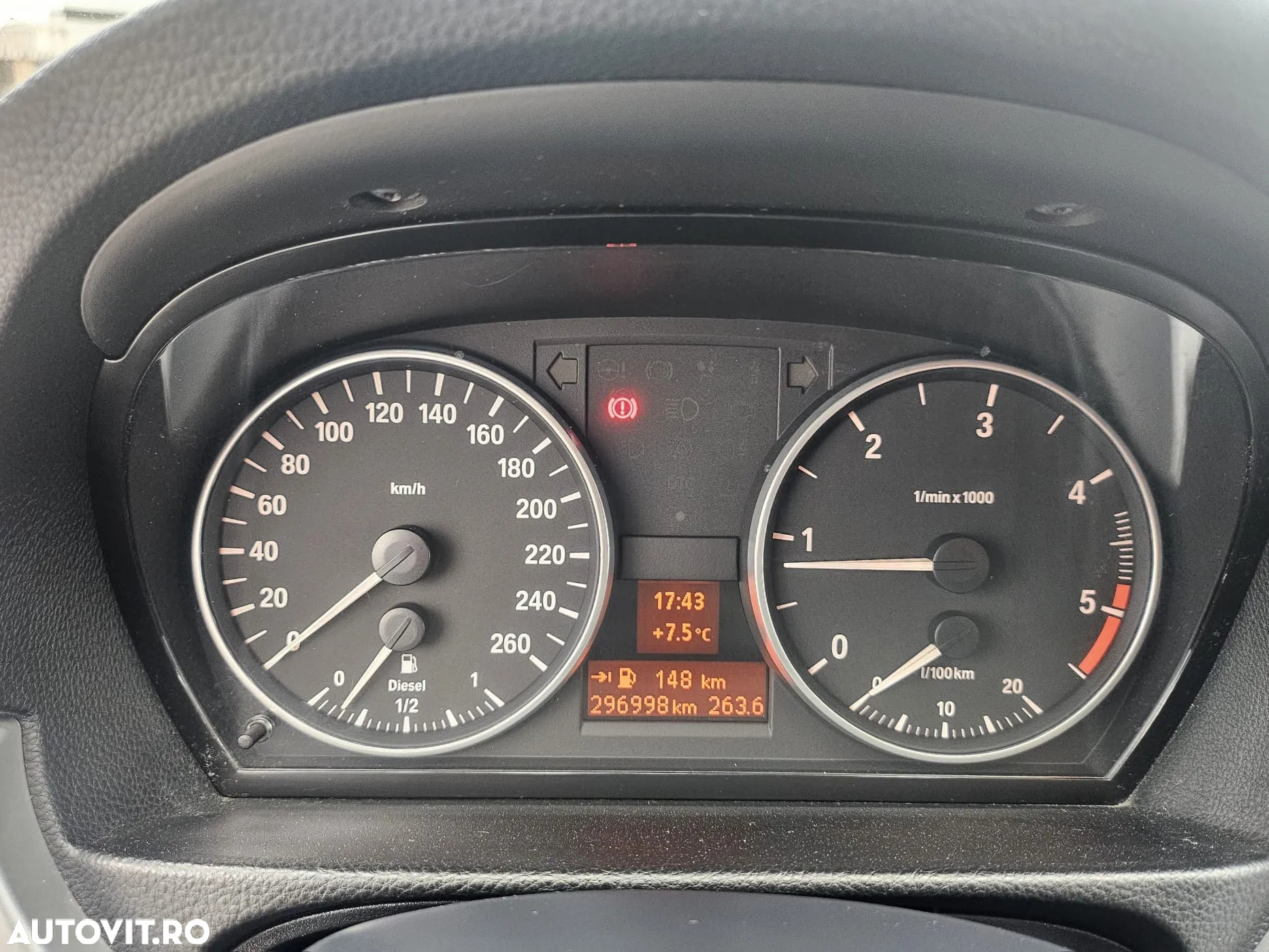 BMW Seria 3 318d - 11