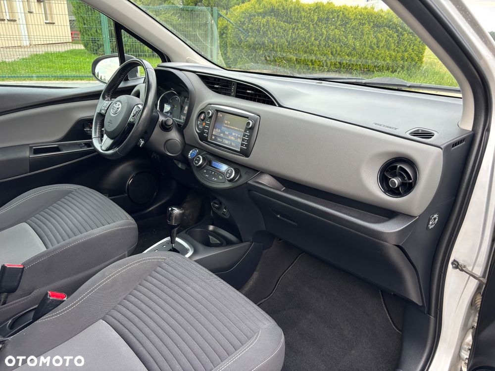 Toyota Yaris 1.5 VVT-i - 16