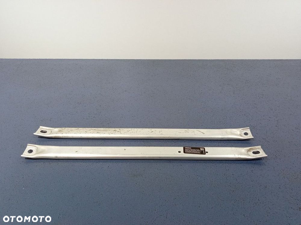 BMW 5 G30 G31 ROZPÓRKI WZMOCNIENIA KIELICHÓW KPL 7407775 7407776 - 1