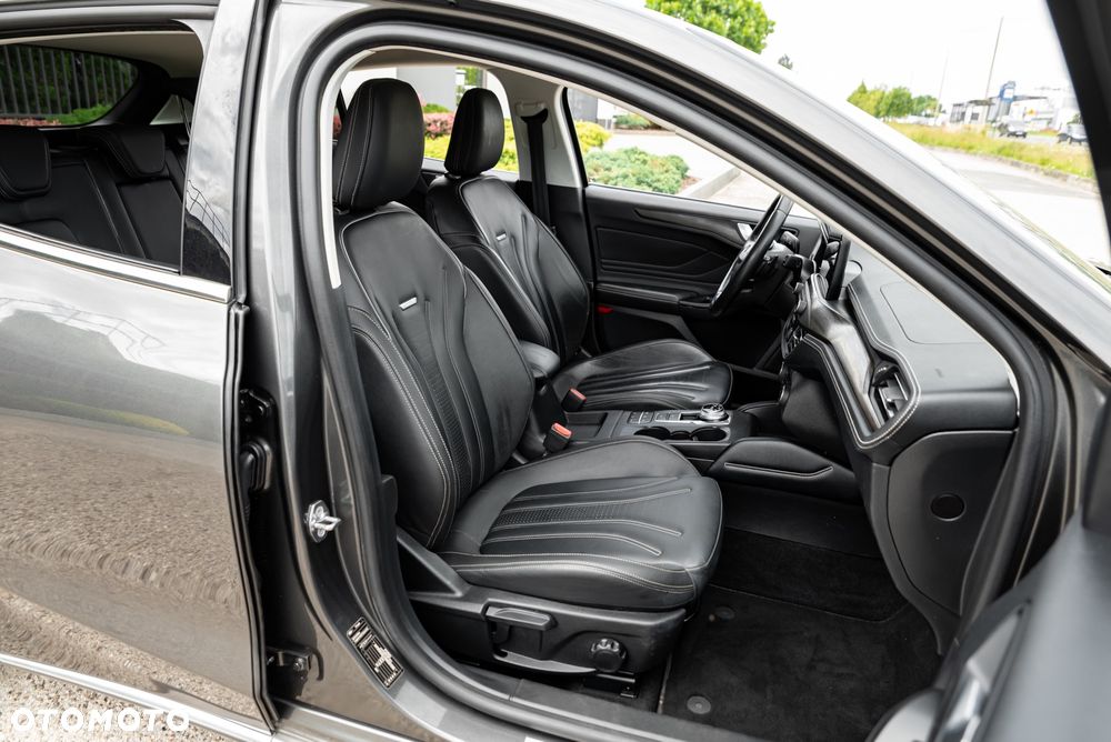 Ford Focus 2.0 EcoBlue Vignale - 26