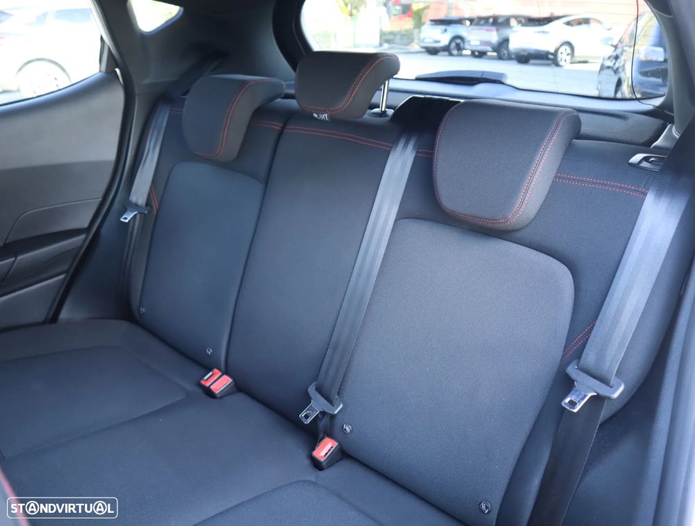 Ford Fiesta 1.0 EcoBoost ST-Line - 23