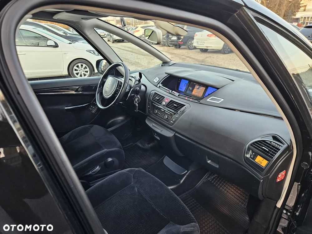 Citroën C4 Picasso 2.0 HDi FAP Exclusive - 22