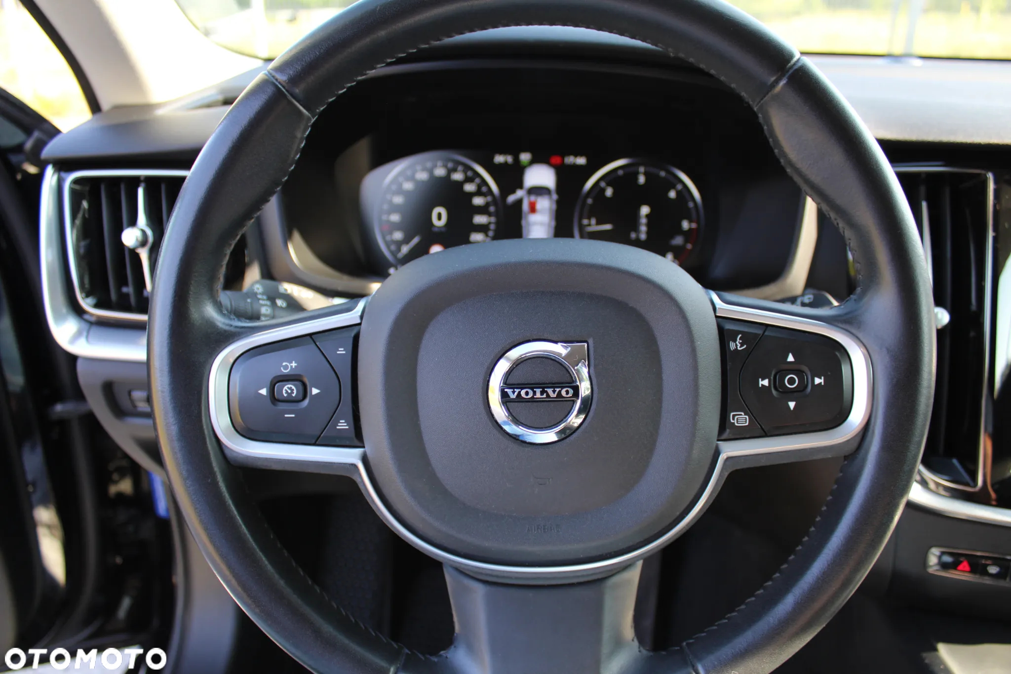 Volvo V60 D3 Momentum - 21