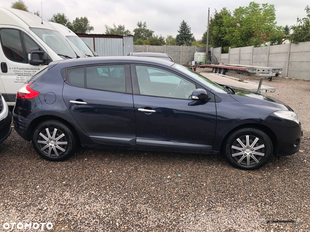 Renault Megane 1.6 16V 110 Dynamique - 10