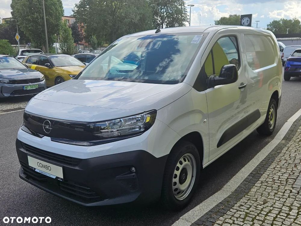 Opel Combo XL L2 - 11
