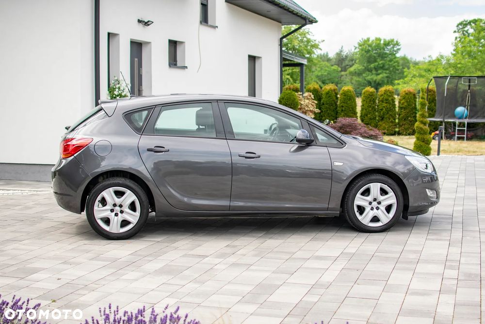 Opel Astra - 15