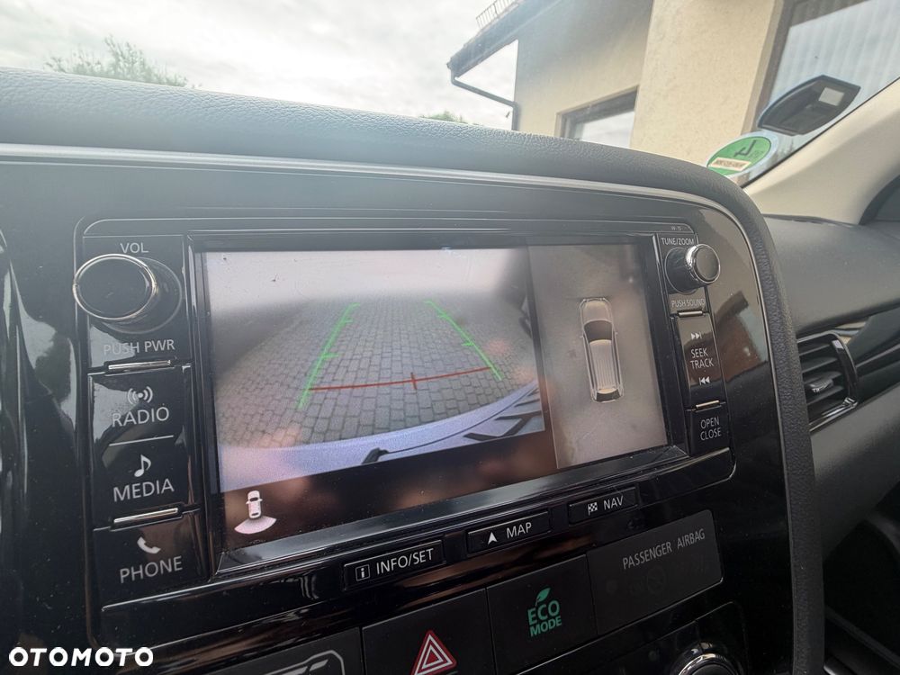 Mitsubishi Outlander Intense + - 7