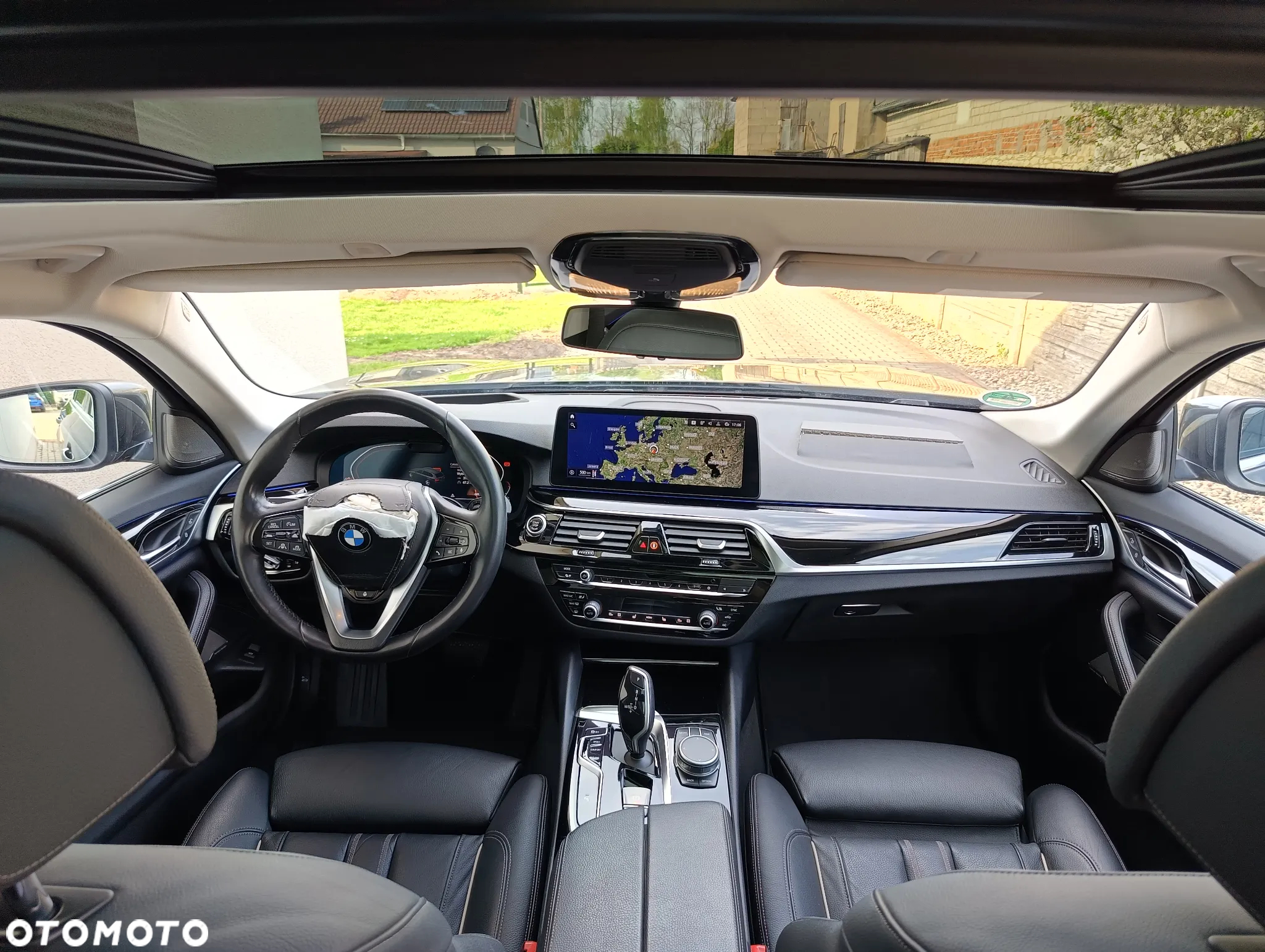 BMW Seria 5 520d Touring Sport Line - 30