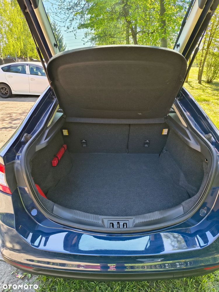 Ford Mondeo - 16