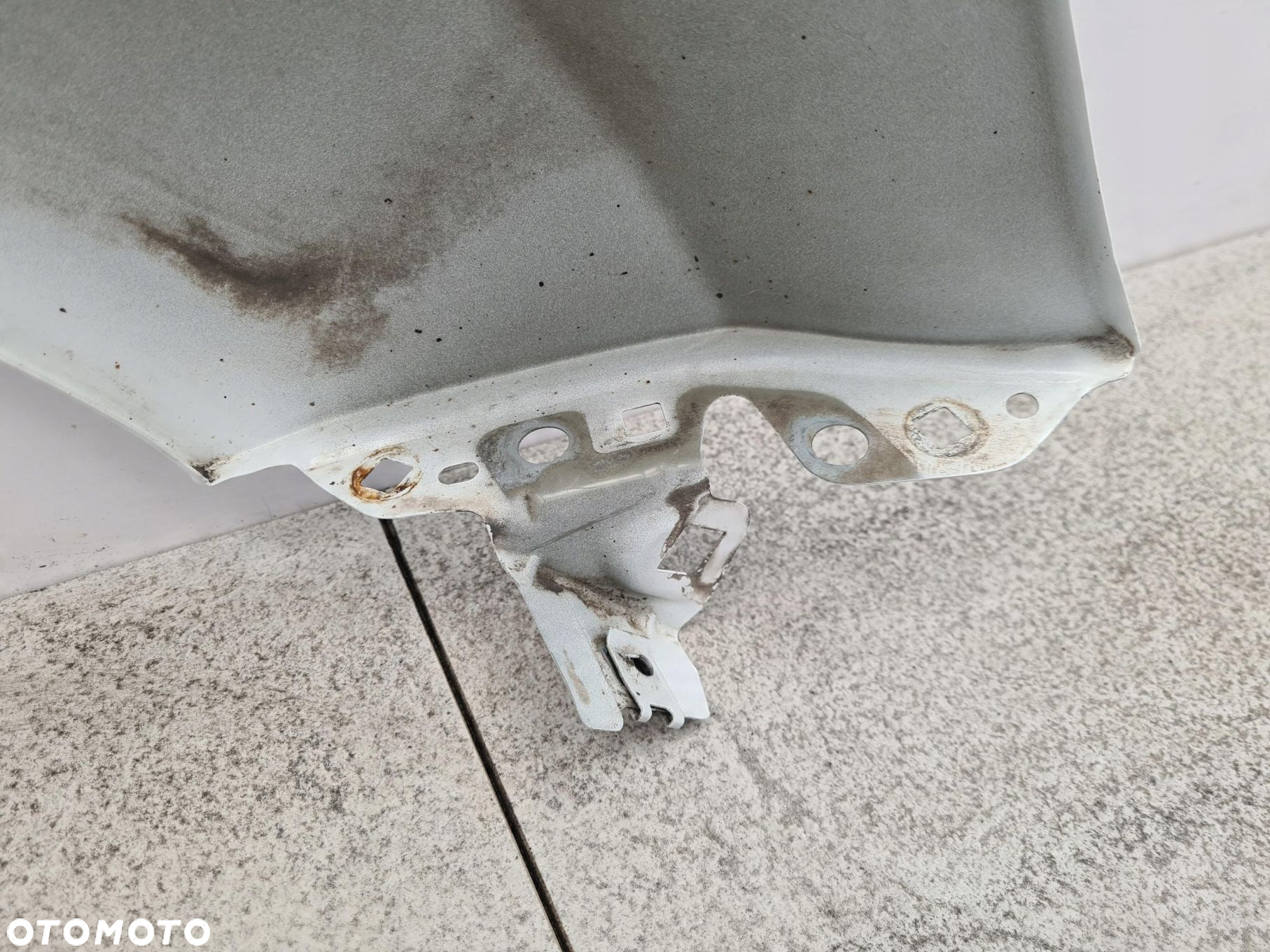 FORD FIESTA MK7 BŁOTNIK LEWY PRZÓD H9 - 15