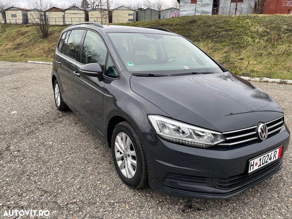 Volkswagen Touran - 2