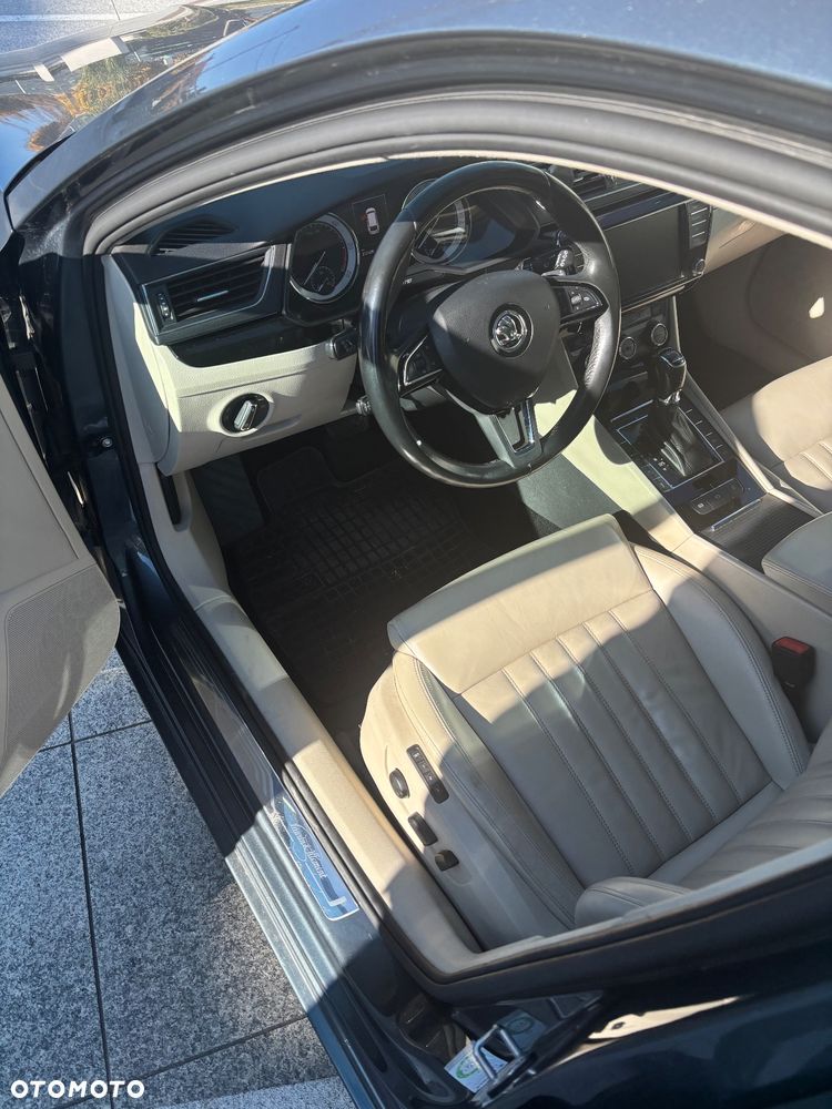 Skoda Superb 2.0 TDI SCR L&K DSG - 27