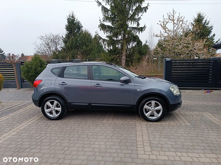 Nissan Qashqai 2.0 dCi 4x4 Tekna Premium - 9