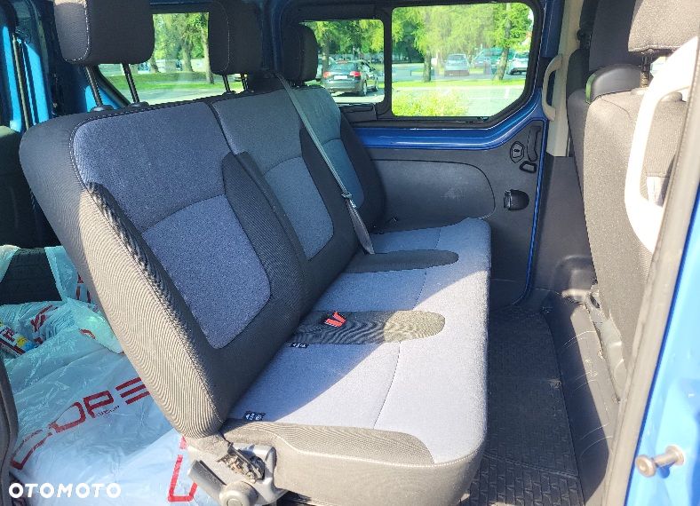 Opel Vivaro - 8
